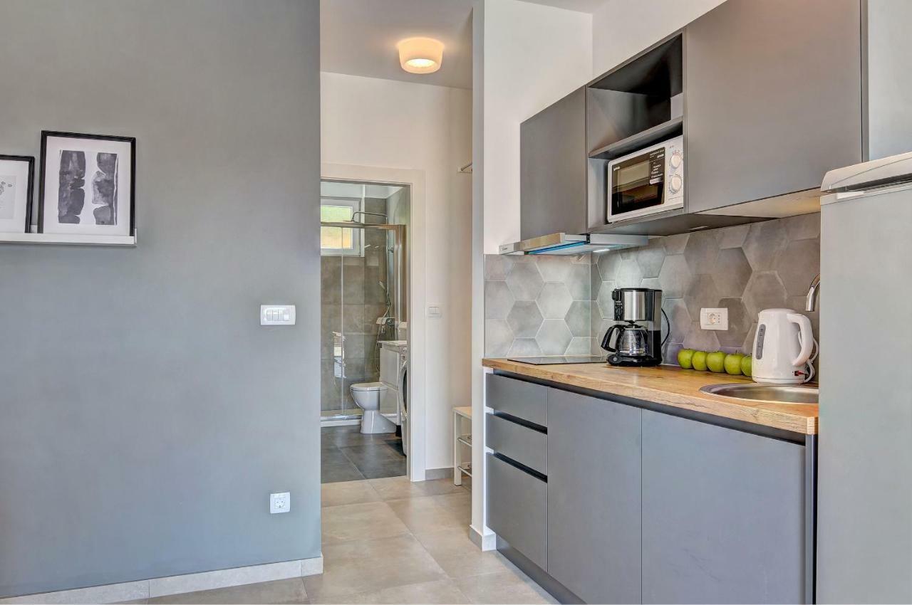 Apartman D Pula Exterior foto